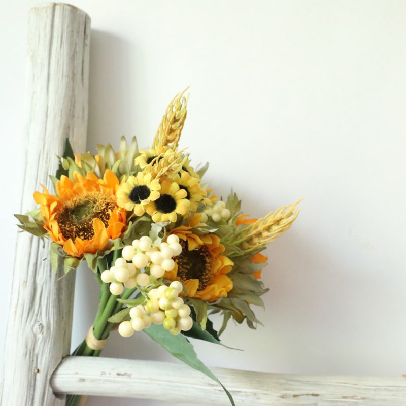 Artificial Sunflower Simulation Flower Bouquet Wedding Holding Flowers Home Garden Party Decorations