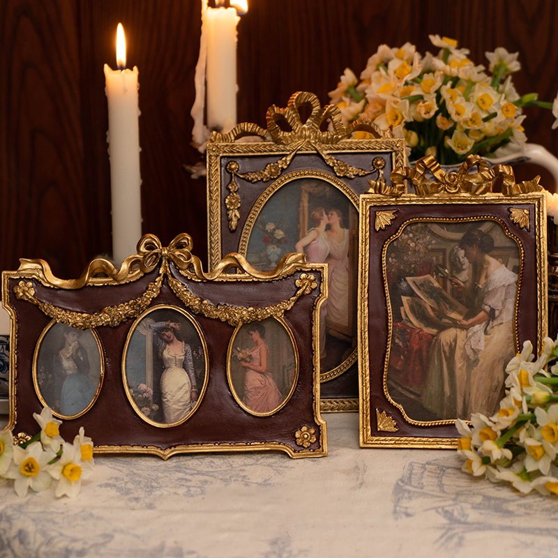 Marco de fotos Retro, marco de fotos rojo de resina en relieve dorado europeo, decoración de pared para el hogar, pintura artística ligera, caballete de lujo