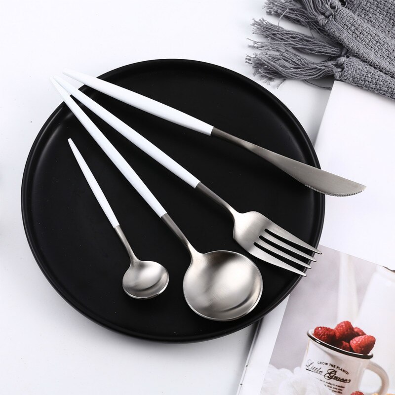 Blanc argent acier inoxydable ensemble de couverts couteau cuillère fourchette cuisine vaisselle Steak couverts maison vaisselle haut de gamme Service de dîner