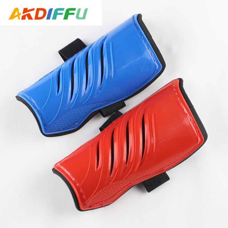 1 paar Sport Veiligheid Scheenbeschermer Voetbal Been kinderen Schilden Voetbal Been Ondersteuning Protector Scheenbeschermers Ademend kleurrijke