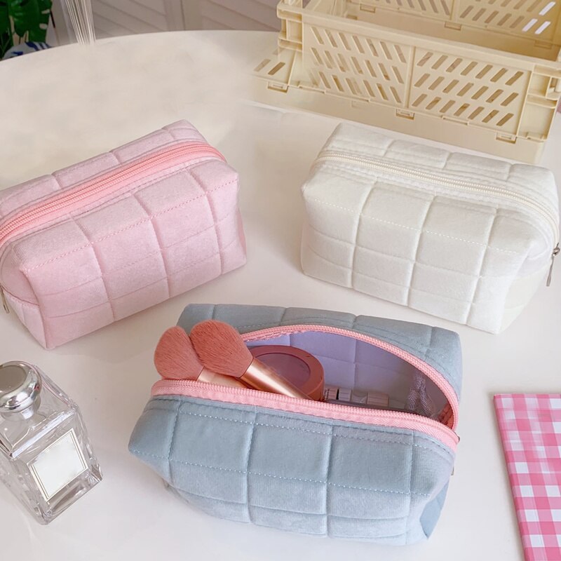 Neceser de viaje de terciopelo con cremallera para mujer, bolsa de aseo para maquillaje, bonita, de Color sólido