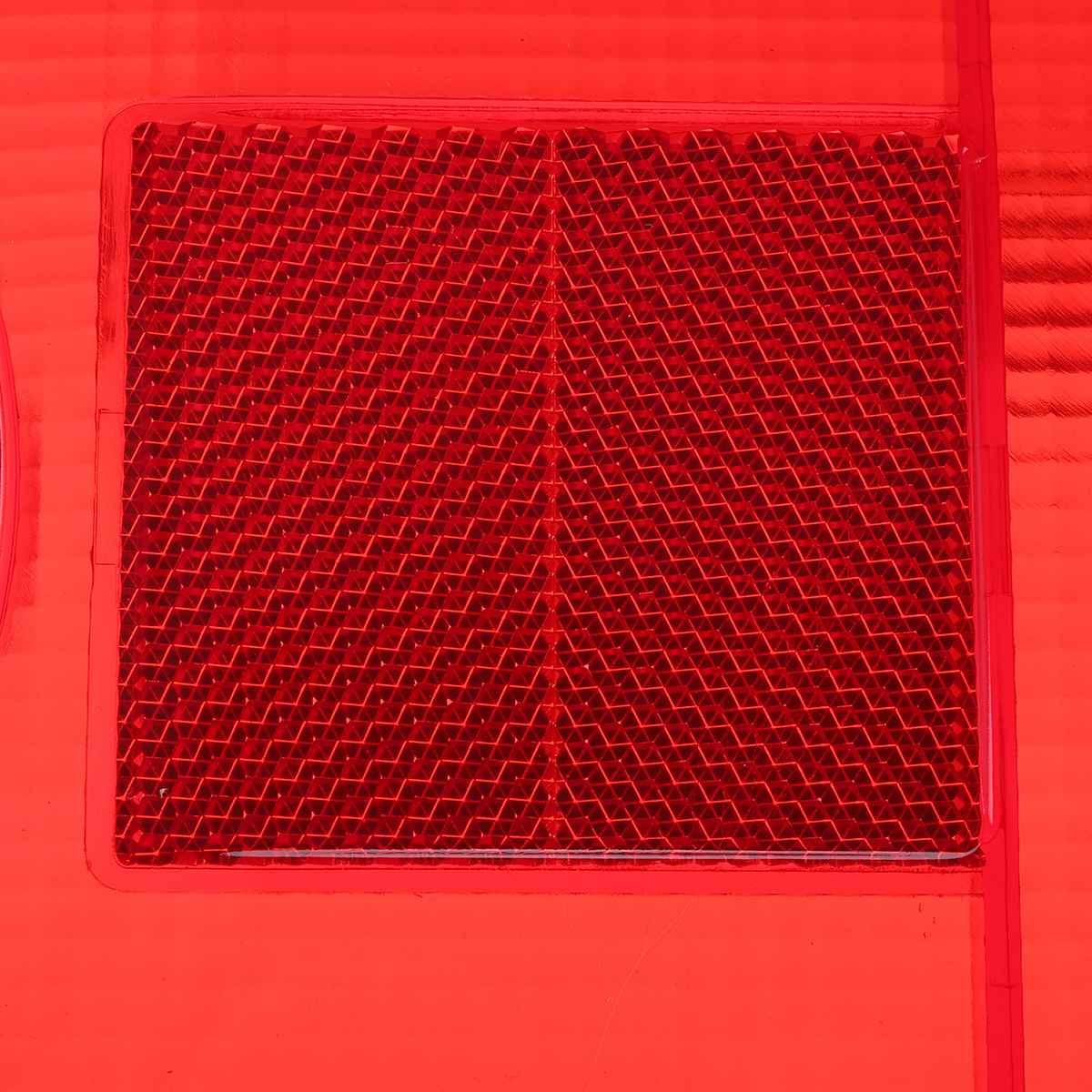 Rear Tail Light Lens Cover BP90-105 X 2 1451482 Fits For Nissan Cabstar Daf LF45 LF55 RH/LH # BP90-105