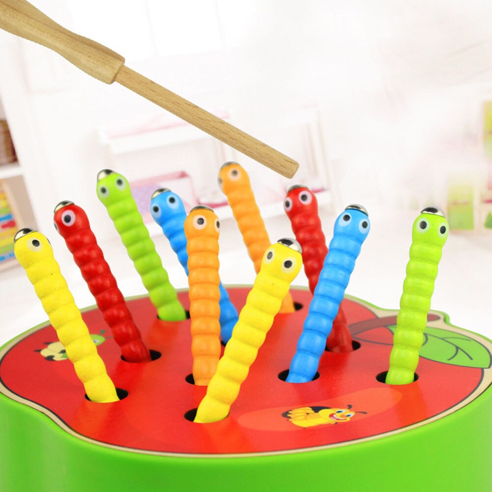 Atrapamoscas magnético de madera con forma de fruta, juego de gusanos de colores, juguete interactivo para niños,