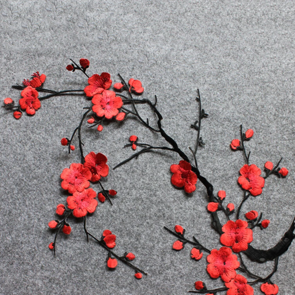 Plum Blossom Flower Applique Clothing Embroidery Patch Iron On Sew On Fabric Sticker Patch Craft Sewing Repair Embroidered