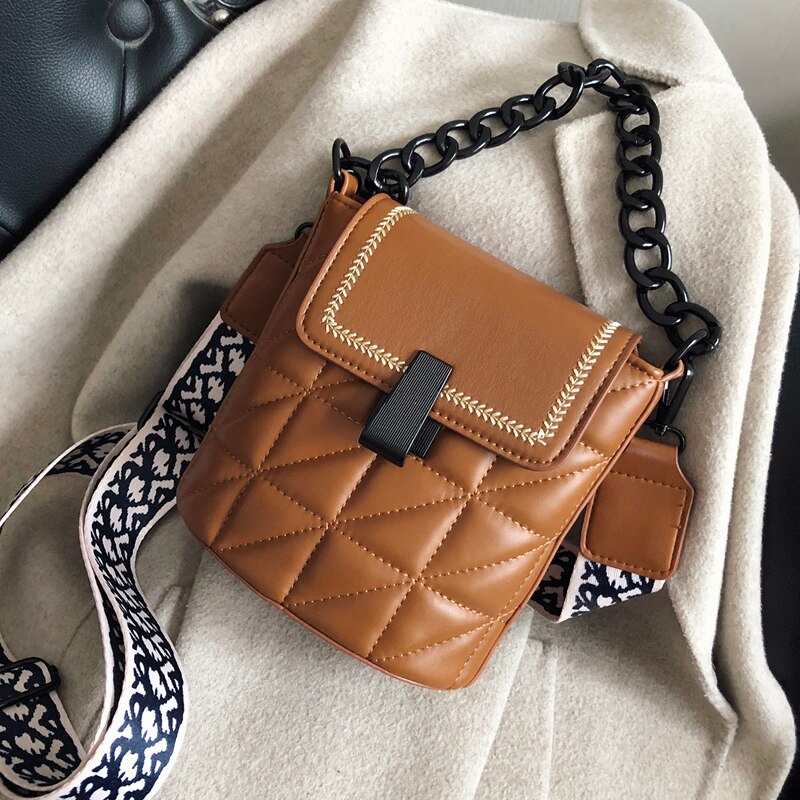 191227 Ivog Alledaagse Vrouwelijke Kleine Schoudertas Crossbody Handtas Zwart Wit Gewatteerde Keten Emmer Zakken Voor Vrouwen