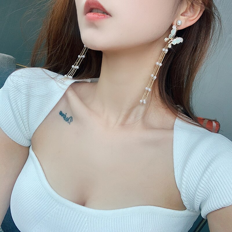 Temperamento barroco pérolas borboleta clipe brincos de luxo strass longo simulado pérolas borla borboleta clip em brincos