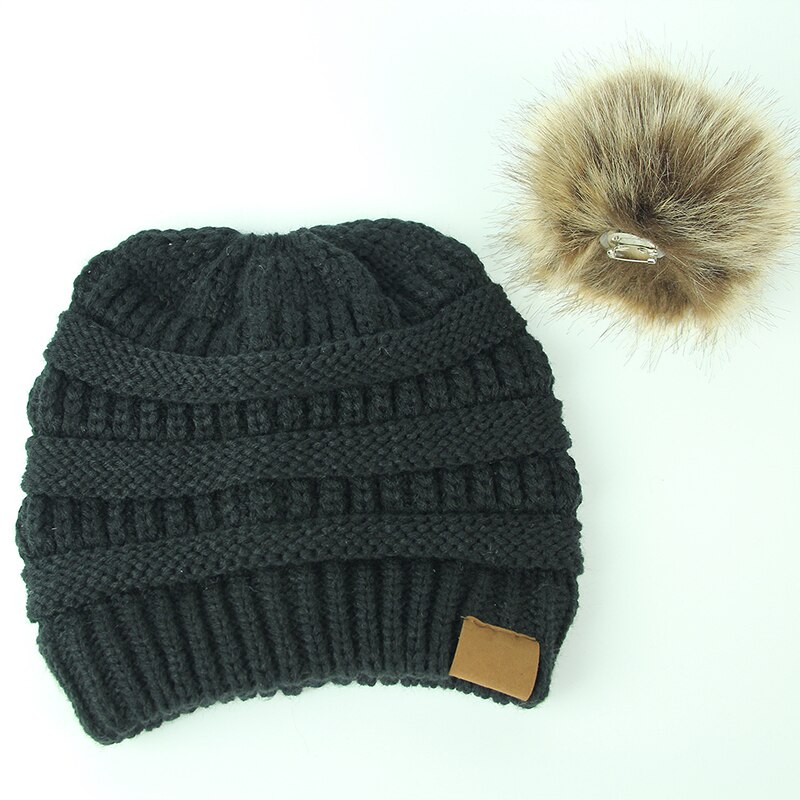 Femmes hiver tricot Slouchy bonnet chapeau crâne casquette de Ski fausse fourrure Pom Pom chapeaux pour les femmes