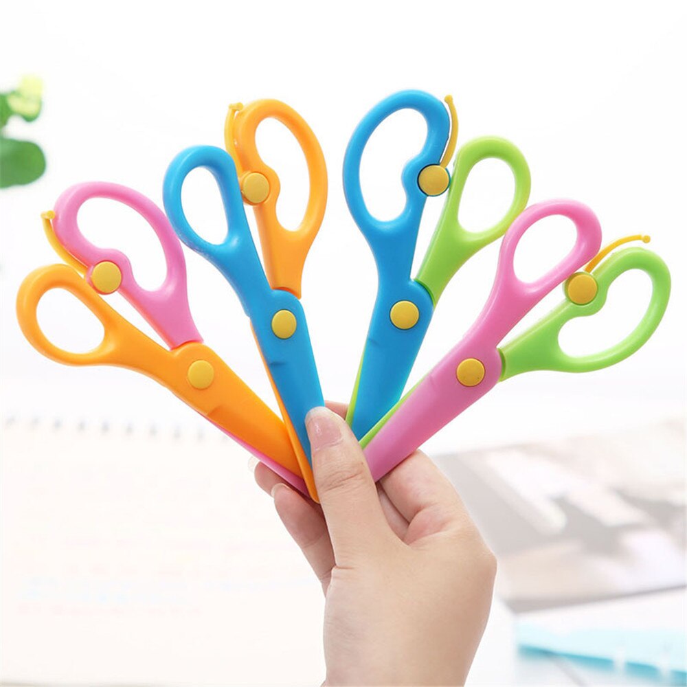 Mini tijeras de seguridad de colores mezclados de caramelo para niños, herramienta de fabricación de tarjetas de corte de papel artesanal, tijeras de seguridad, papelería escolar de arte, 1 ud.