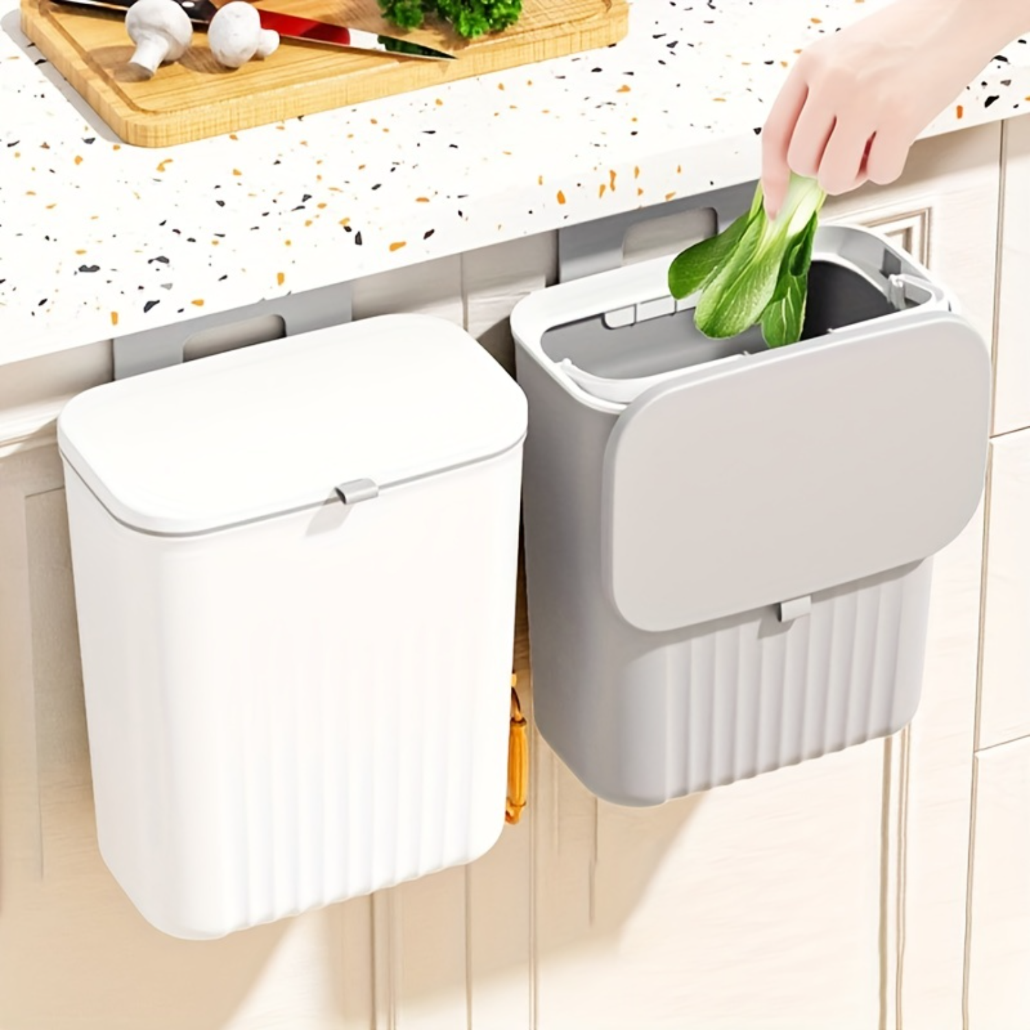 Bote de basura colgante de gran capacidad, contenedor de basura que ahorra espacio para cocina, oficina, baño, cesta de basura Pochacco