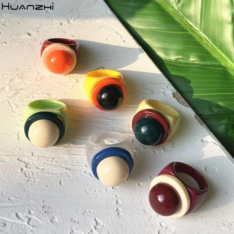 Kontrastreiche, farbenfrohe, geometrische, runde acrylringe, niedliche keroa-schmuckstücke für frauen und mädchen, reiseschmuck von huanzhi
