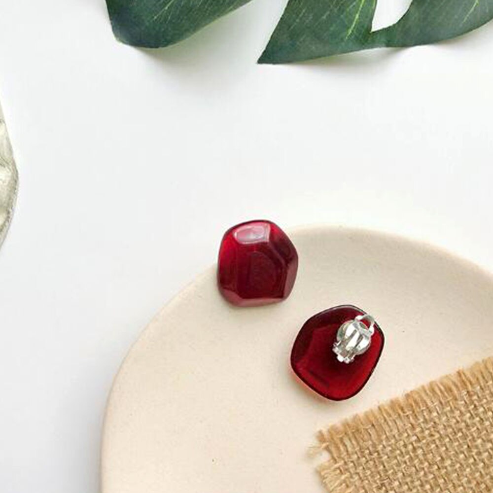 18Kt. Gold Vermeil Oor Studs met Sierlijke Prong Set Kristallen Hanger 18Kt. Gold Vermeil Oor Studs met Sierlijke Prong Set Kristallen Hanger