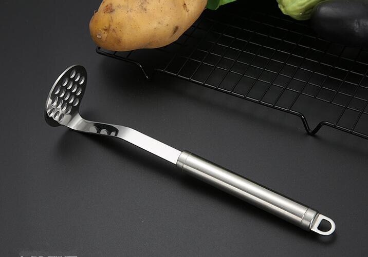 1PC 304 Stainless Steel Potato Pressure Mud Mashed Potato Pressed Masher For Sweet Fruit Family Hotel Restaurant Use OK 0949