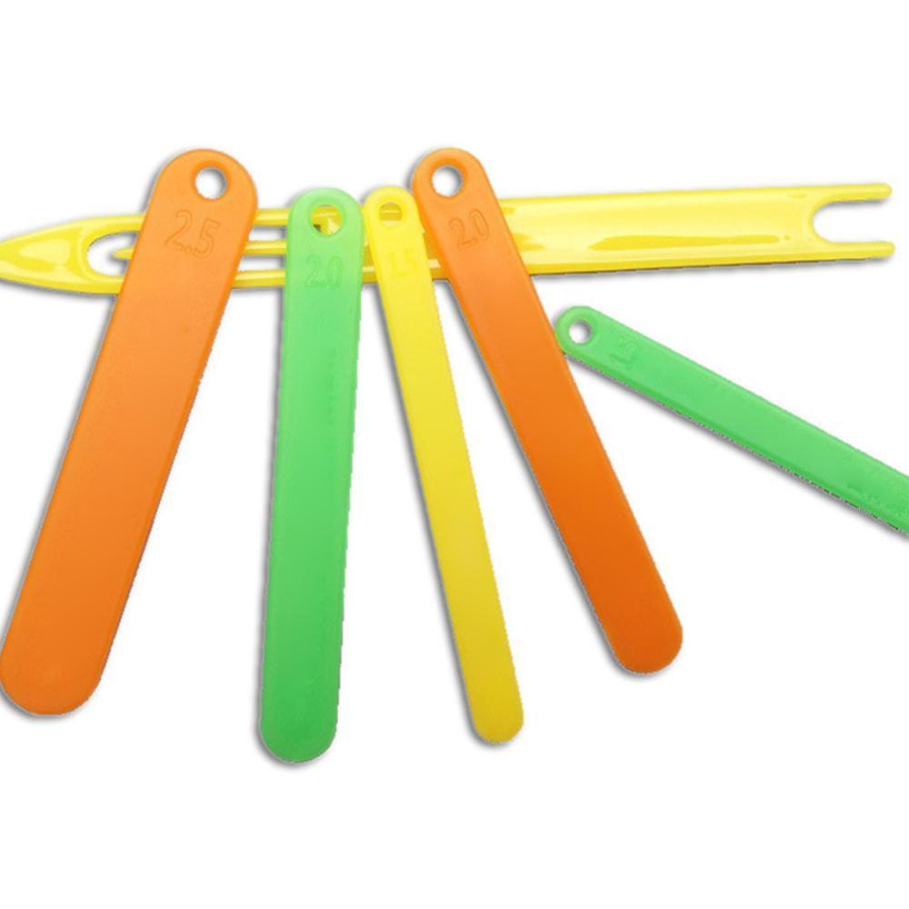 6pcs Plastic Net Shuttle Fishing Netting Shuttle Tackle Plastic Net Making Repair Tools Needle Repair Net Line Mending Weaving