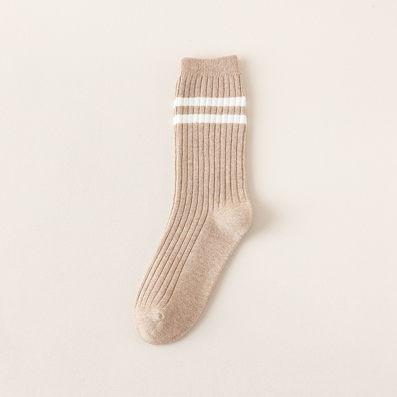 2021 novo outono inverno de alta qualidade 95% algodão listrado casual socks socks socks casual tripulação meias femininas respirável casual meias longas: Khaki