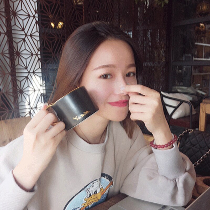 Northern Europe Luxurious Ceramic Coffee Mugs with Saucer Plate Spoon Set Milk Tea Cup for Birthday Afternoon Tea Snack