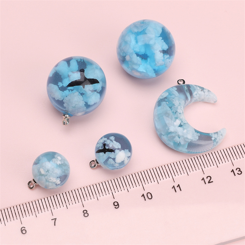 Cuentas sueltas de resina azul para hacer joyas, abalorios redondos de Luna para manualidades hechas a mano, collar, pulsera, pendientes, accesorios de joyería, 1 piezas