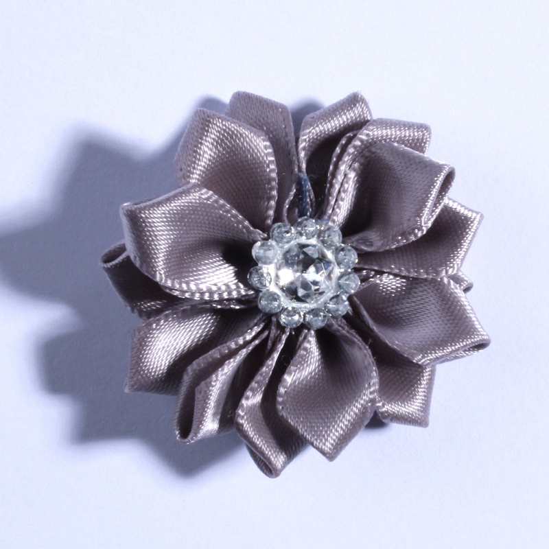 120PCS 4CM Multilayer Mini Satin Flower With Acrylic Button Silk Ribbon Fabric Flower For Head Wear U Pick Color: army green