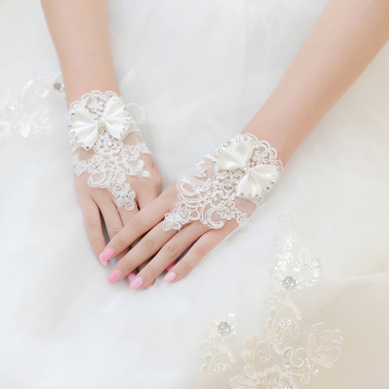 1 paar Rhinestone Lace Bruiden Mooie Bloemen Strik Vingerloze Korte Handschoenen Mooie Witte Handschoenen