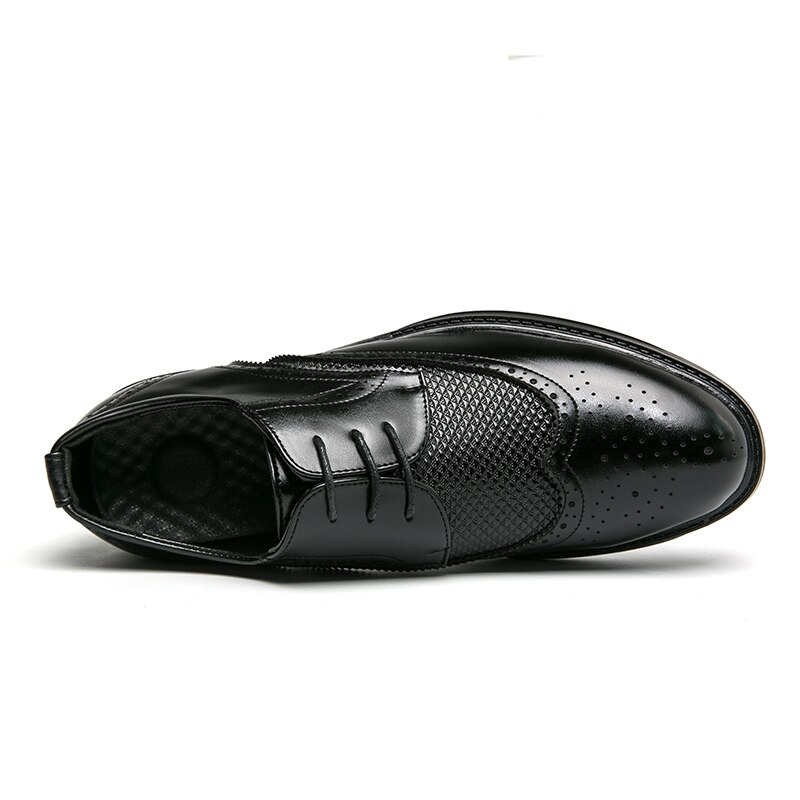 FIXSYS Leather Man Brogue Shoes Pointed Toe Oxford Shoes Classic Business Office Formal Shoes Stylish Mens Lace Up Wedding Shoes