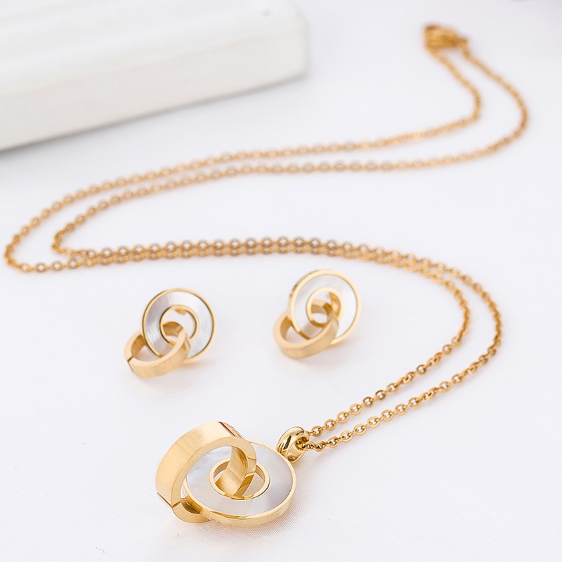 Mode-sieraden Sets Goud Kleur Rvs Shell Hanger Ketting Oorbellen Accessoire Voor Vrouwen Wedding Party