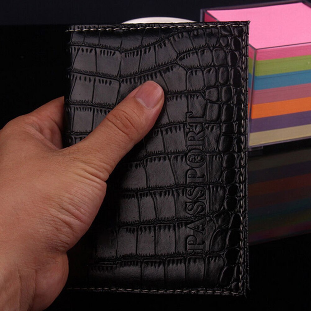 Passport Holder Protector Business Card Holder Passport Cover PU Leather Alligator Embossing Passport Holder Protector Wallet