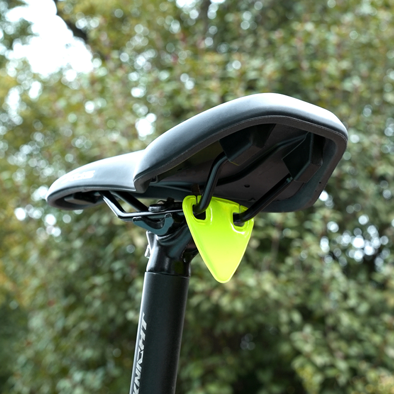 Bicycle Reflective Tail Light Night Riding Reflective Warning Sticker Safe Cycling Lamp MTB Raod Rear Light Bicycle Accessories
