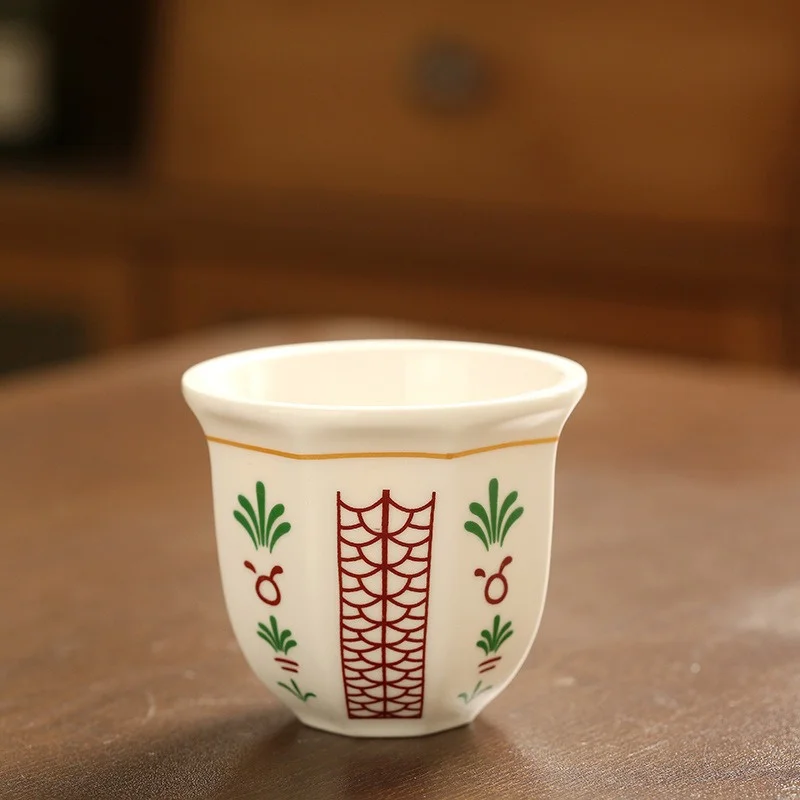 180 ml/250 ml Espressokopjes Art Bloempatroon Verbrandingsbeveiliging Latte Koffiemokken Hand Held Keramiek Kopjes cappuccino Theekopje Kerstcadeau: Black / <50ml