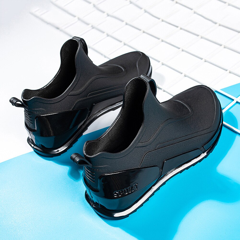 Nuove scarpe da pioggia Unisex stivali da pioggia invernali stivali da neve caldi stivali da pioggia impermeabili da uomo antiscivolo stivali da acqua da uomo stivali da lavoro in gomma