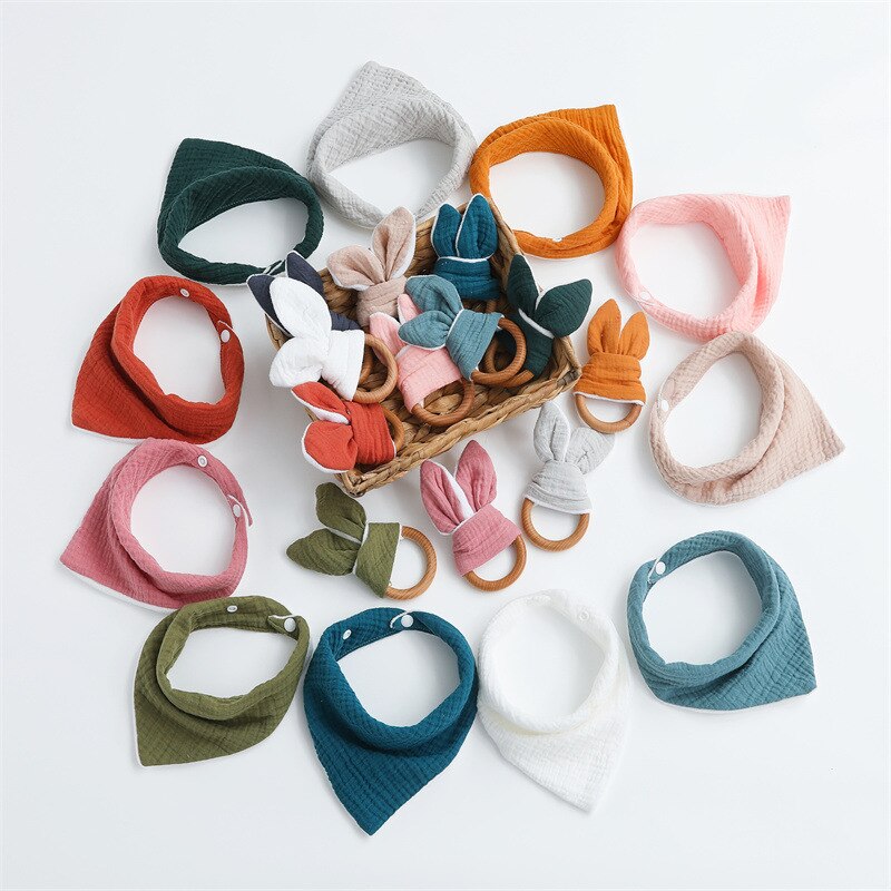 2 Stks/set Baby Jongen Meisje Driehoekige Sjaal Speeksel Tissue Molars Ring Houten Bijtring Set Katoenen Mousseline Slabbetjes Effen Kleur Burp doek
