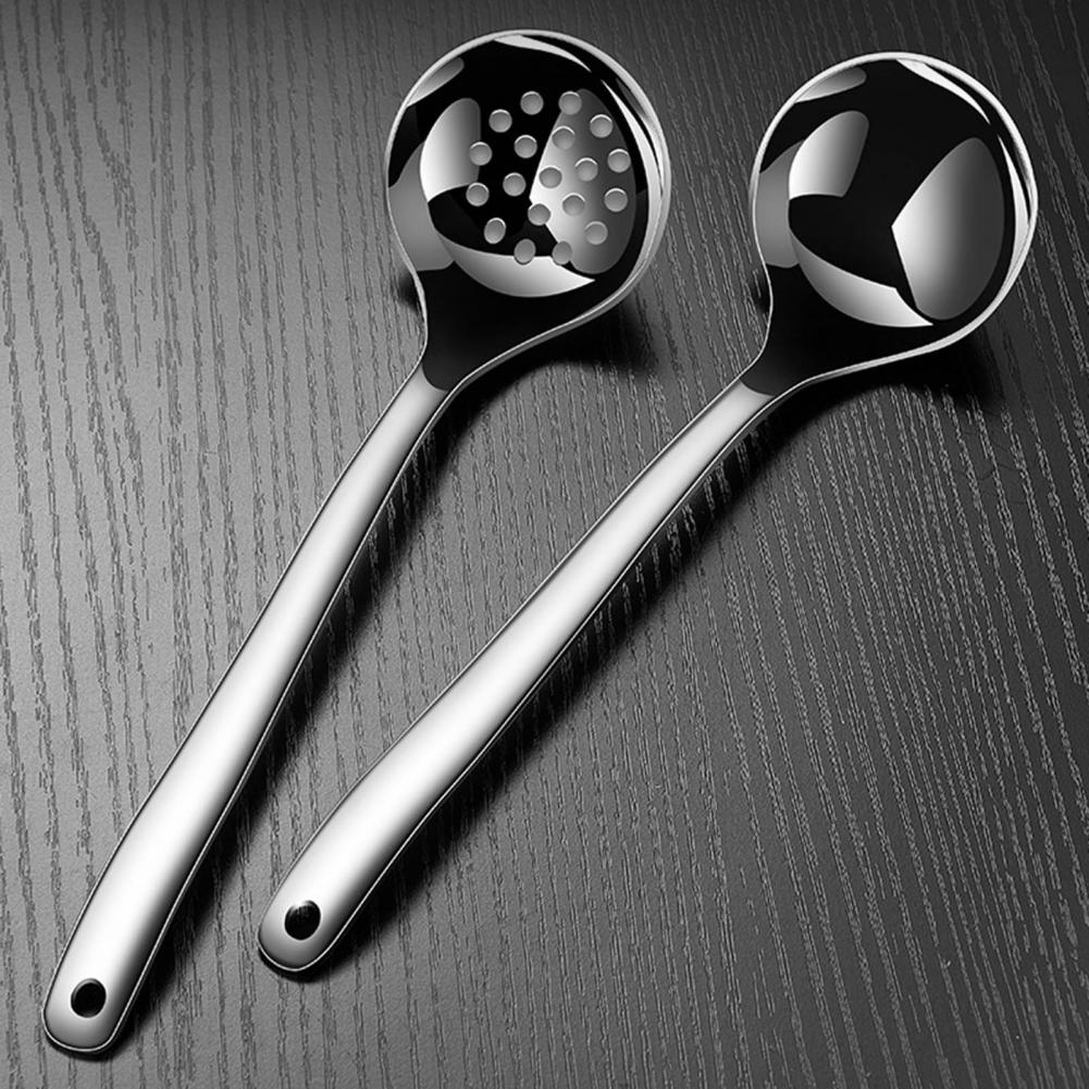 Long Handle Soup Ladle Stainless Steel Soup Spoon Strainer Scoop Food Grade Colander Spoon Pot Serving Spoon Tablespoons