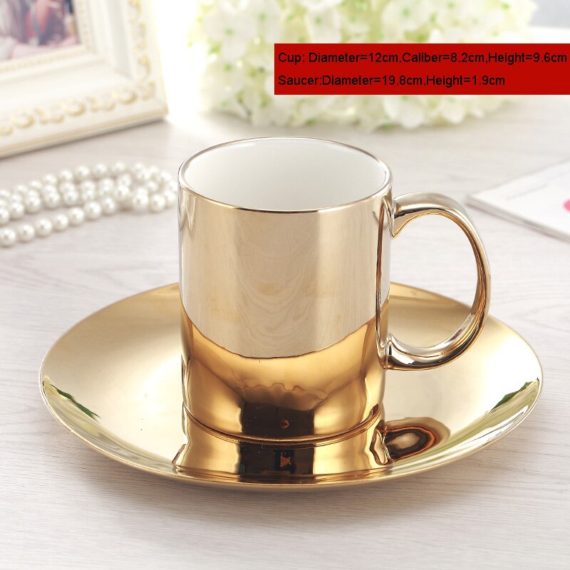 Europa Koffiekoppen Goud/Zilver bone china Kopje Thee Set Electroplated kopjes en schoteltjes Thuis partij Drinkware: Gold  330ml