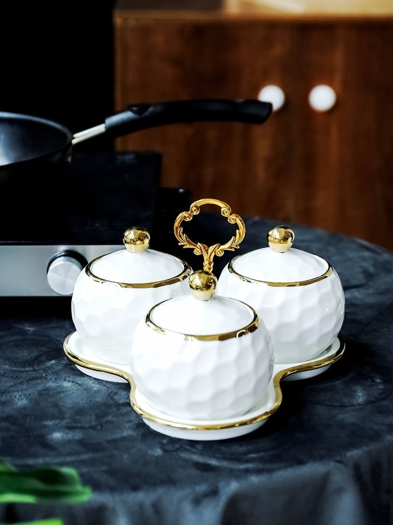 Tarro de especias de cerámica, suministros de cocina, juego de caja de condimentos para el hogar, traje de tres piezas, agitador de sal y azúcar, herramienta de almacenamiento de cocina