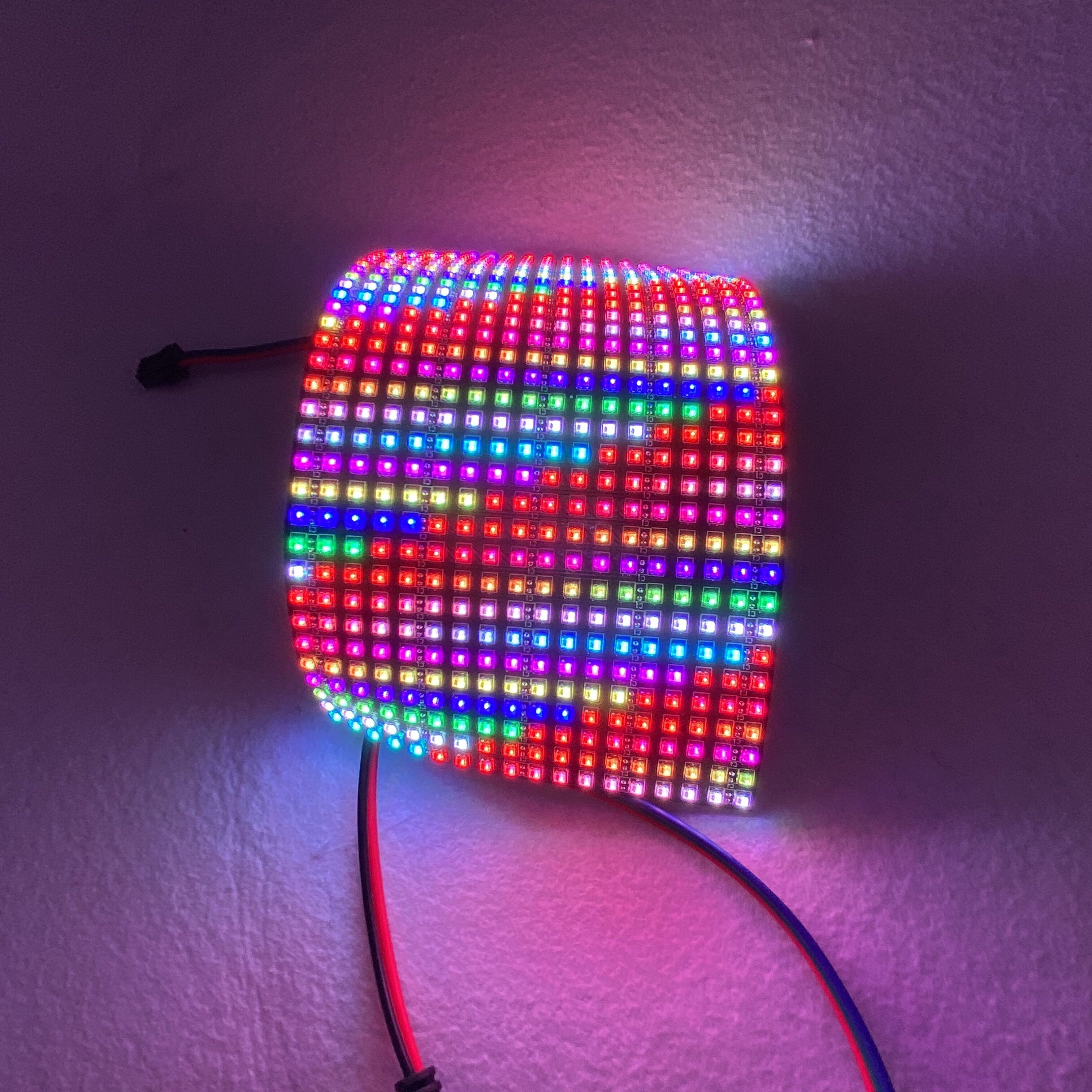 P5mm WS2812C SMD 18*32pixels led addressable flexiblepanel light,size: 90mm*160mm,DC5V input; BLACK PCB