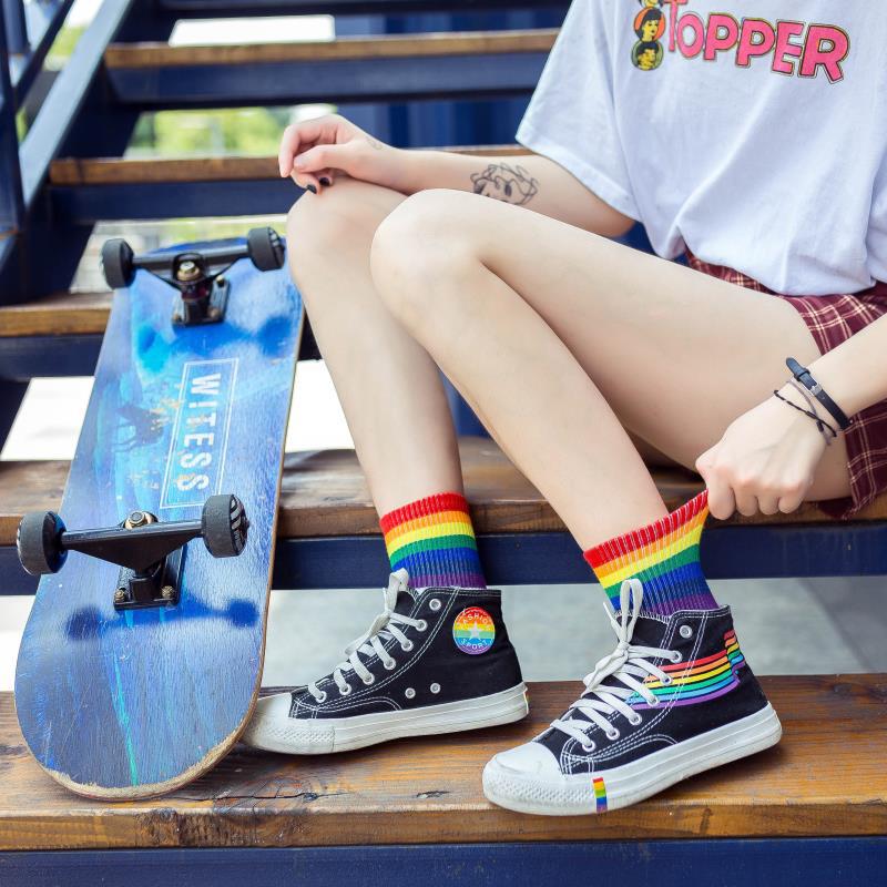 Autumn and Winter Cotton Socks Colorful Stripes for Ladies Female Leisure Comfortable Rainbow Socks Women