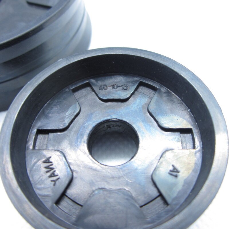 DK 32 Pneumatic Piston Rod Seal Air Cylinder and Valve Components Compressor Nitrile (NBR) Rubber Seal