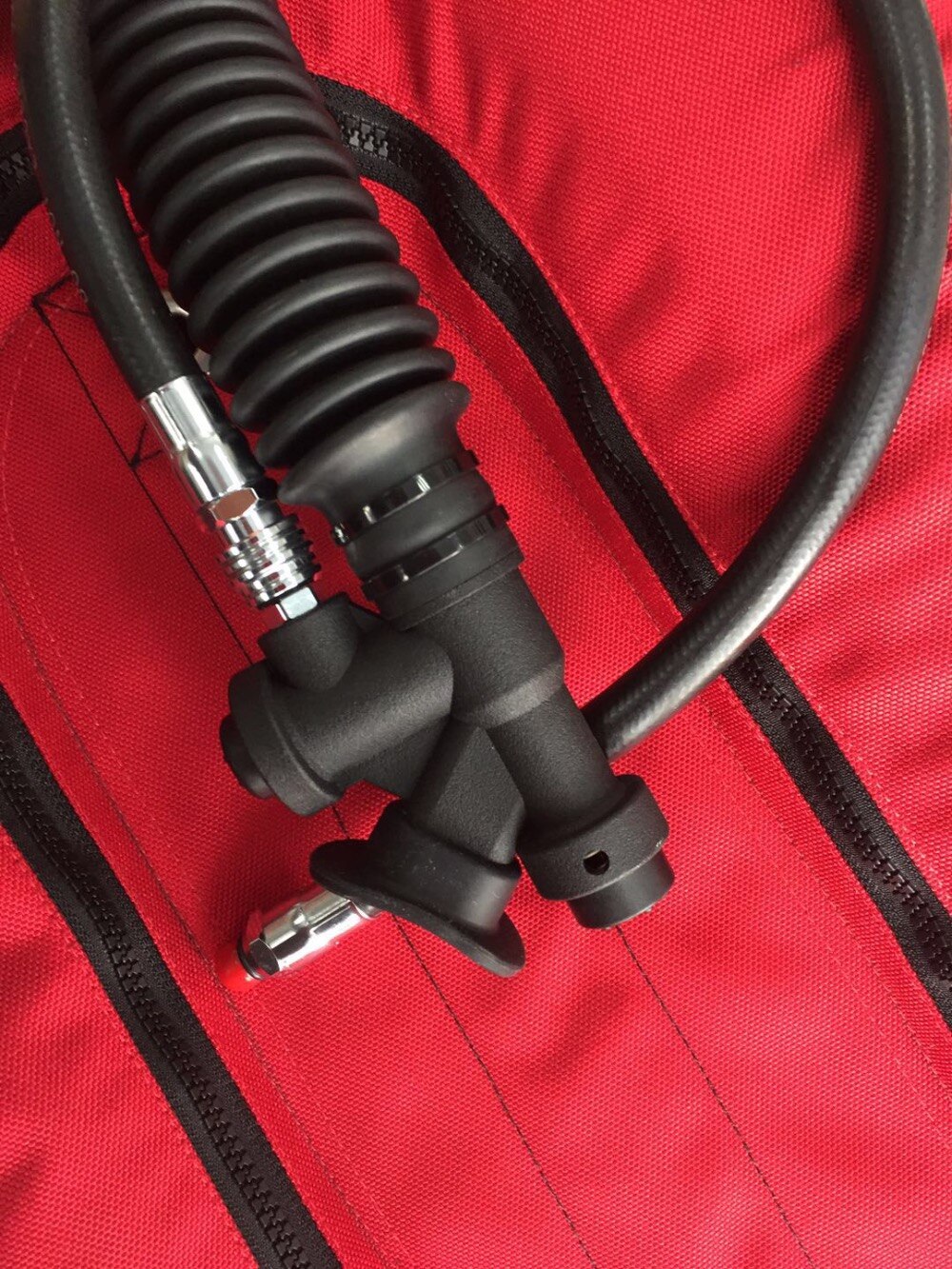 Nurkowanie z aparatem tlenowym K inflator moc Inflator kompensator pływalności BCD K powietrza w kształcie urządzenia zaworu