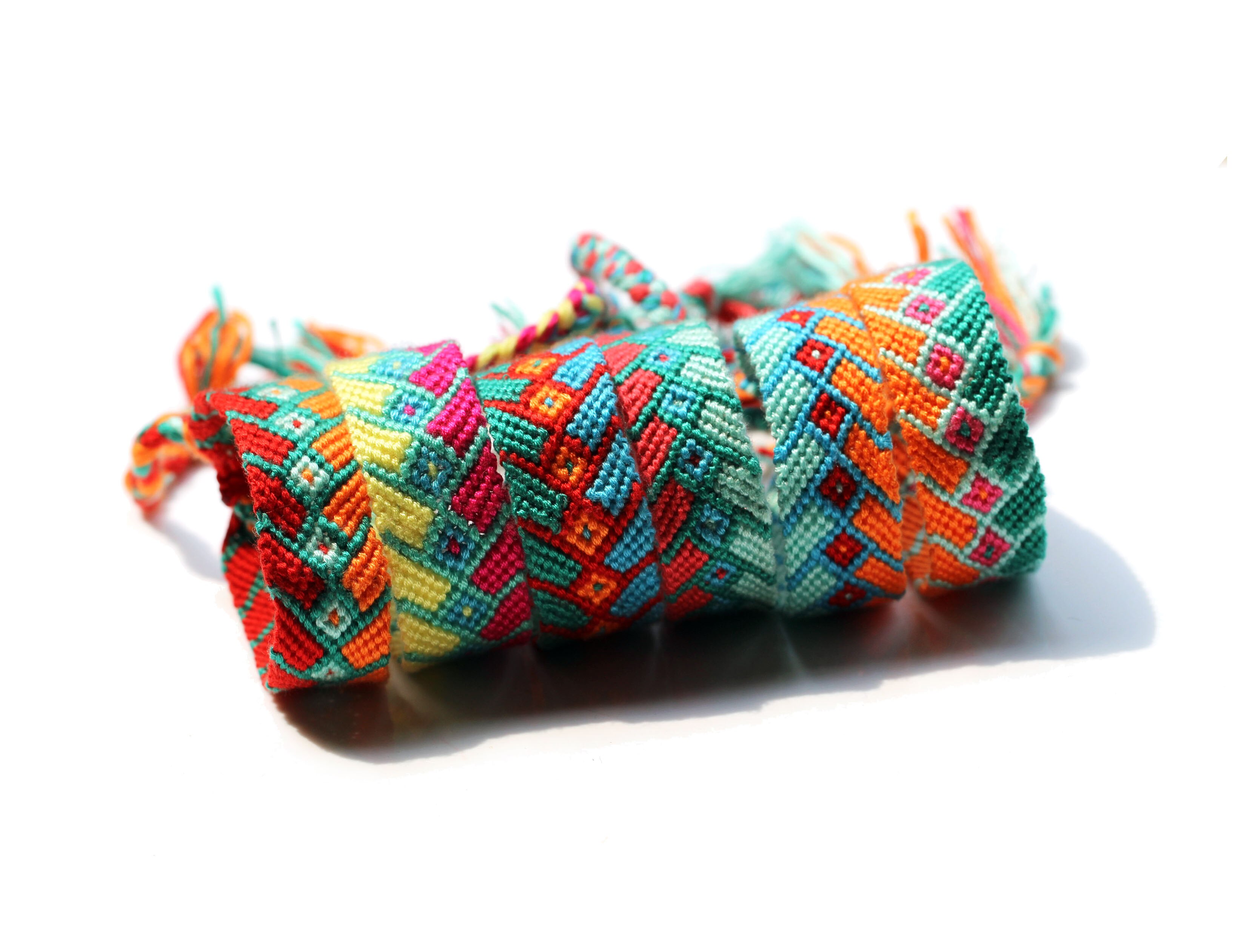 Boho Mehrfarbige Dach Form Handgemachte Freundschaft Armband Frauen Männer Drei-farbe Pfeil Befiederung Tribal Handgelenk Schmuck