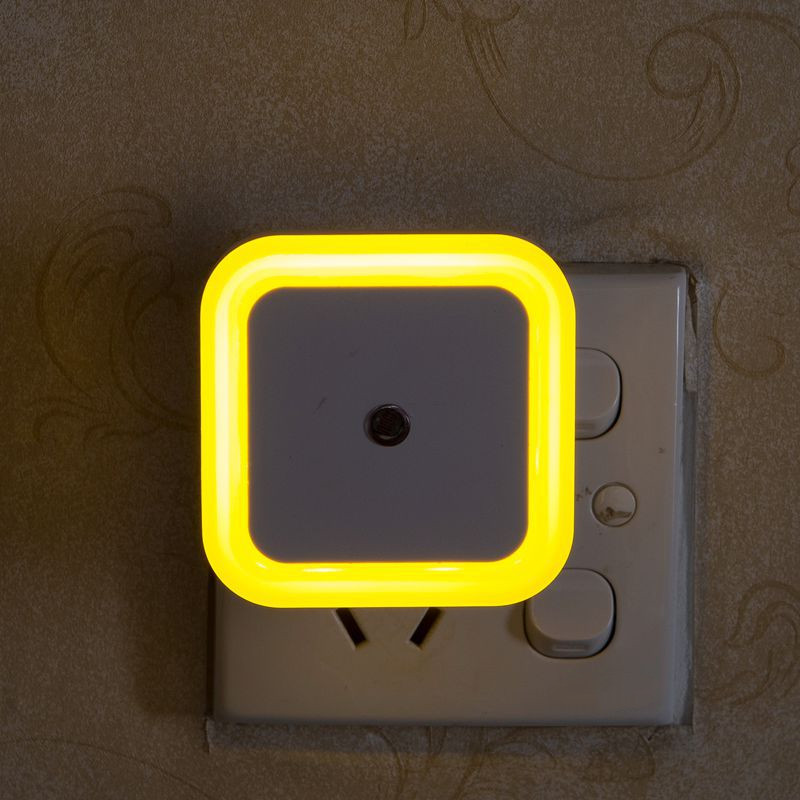 Langaton sensori led yövalo eu us plug mini neliön yövalot vauvahuoneen makuuhuoneen käytävävalaisin: Keltainen / Meille