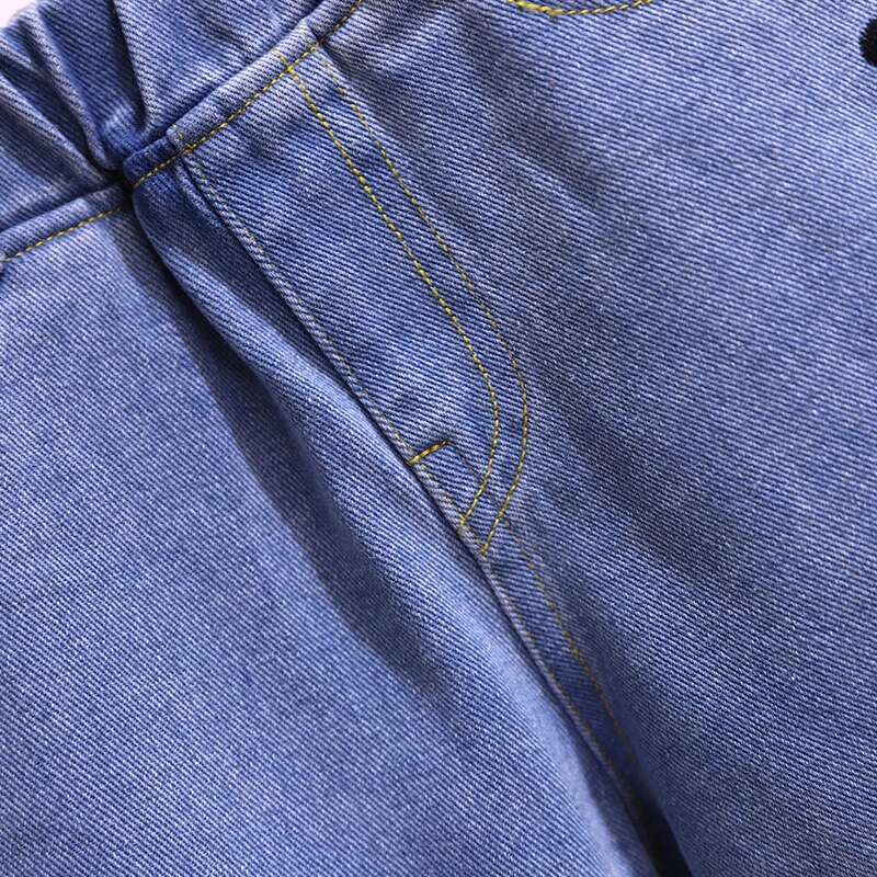 Pantaloncini di jeans per ragazze abbigliamento estate abbigliamento per bambini per adolescenti pantaloncini con stampa a cuore Costume abiti 4 6 7 8 9 10 12 anni
