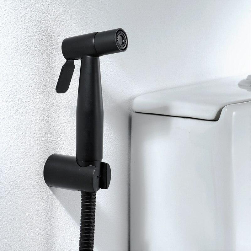 Svart håndholdt bidet toalett sprøyter sett sprøyter med 1.5m slanger og brakett