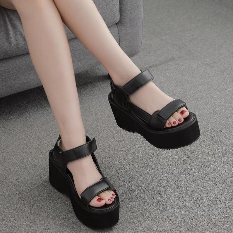 Schnalle Gurt Slingback Plattform Fersen Sandalen Frauen gucken Zehe Gurt Sommer Sandalen Frauen freizeit schuhe Punk Gothic Schuhe Frauen