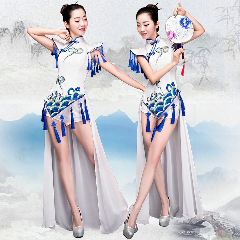 Blauw en wit porselein etnische paraplu dans fan dans klassieke dans kostuum vrouwelijke cheongsam prestaties drum apparel