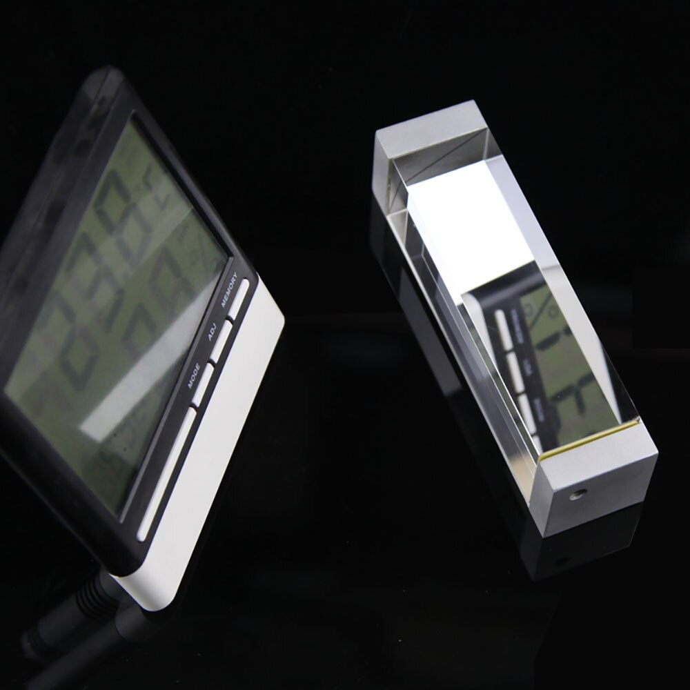 Detecting prism right-angle total reflection high-precision measurement of three prism processing optical glass