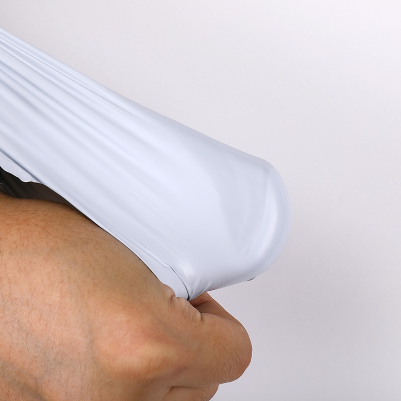 100Pcs Samll Courier Bags White Self-seal Adhesive Storage Bags Plastic Poly Envelope Mailer Postal Mailing Bag Customizing logo