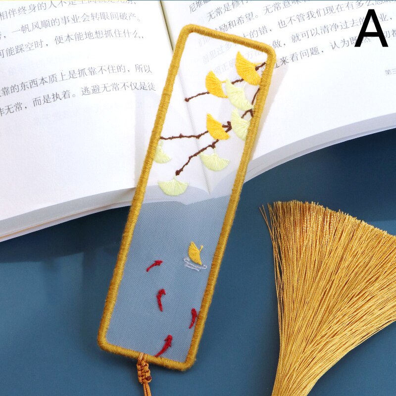 DIY Embroidered Bookmark Material Package Embroidery Starter Kit With Flowers Plant Pattern Color Threads Handmade Bookmark Kit: A