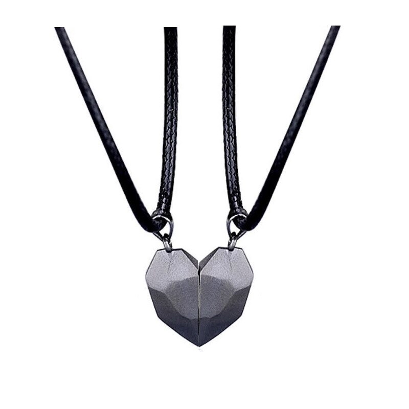 2Pcs Magnetic Couple Necklace Lovers Heart Pendant Distance Faceted Charm Necklace Women Men Valentine's Day Jewelry: BlackBlack