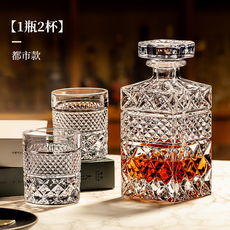 Kristallen whiskyglazenset, gegraveerde bier- en waterglazen, barset, premium glazen drankfles- en bekercollectie.