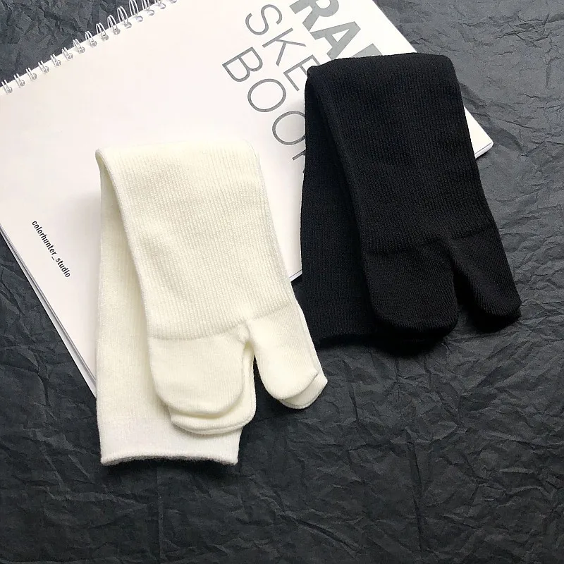 Calcetines de algodón peinado de con punta abierta, calcetines Unisex simples y cómodos de dos dedos, calcetines Tabi japoneses Harajuku para hombres y mujeres