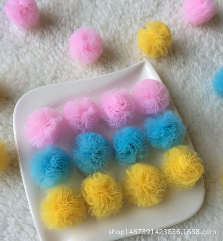 150 st 30mm-38mm 1.3 " mini tyll pompoms tyll färgglada handgjorda pom pom- festdekor-hantverkstillbehör
