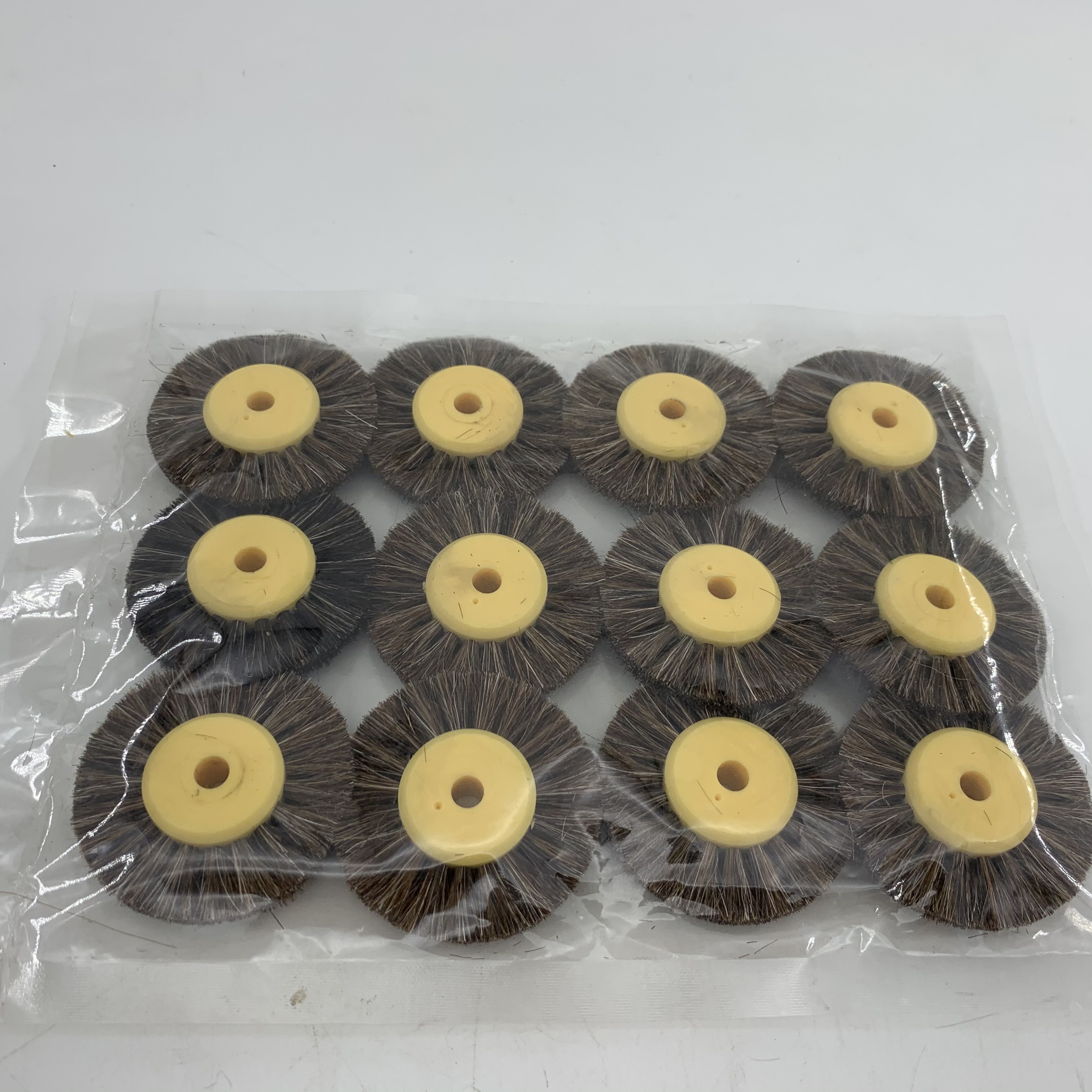 12 st. 55mm poleringsborstar svartbruna borst slipborstar med gult plastcentrum för smyckesverktyg: Vit